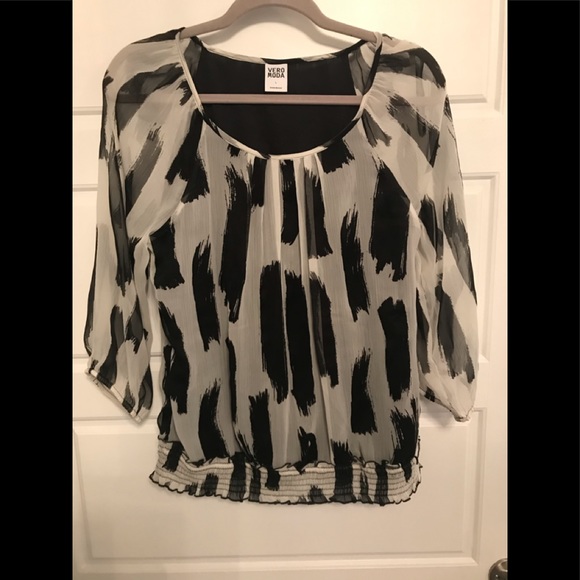 💜2 / 25 $ Vero moda top like new - Picture 1 of 2